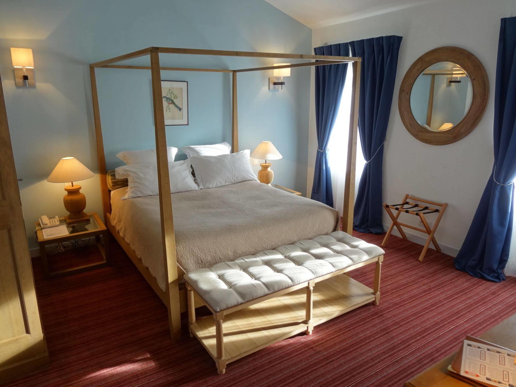Hotel Rollan De By Begadan Екстер'єр фото